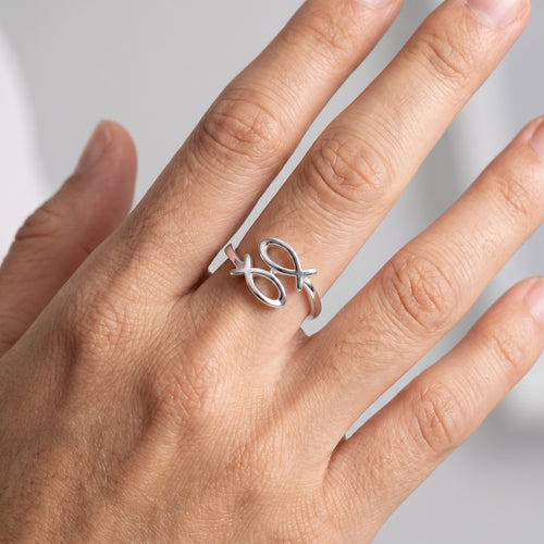 Rhodium-plated Love Fish Ring