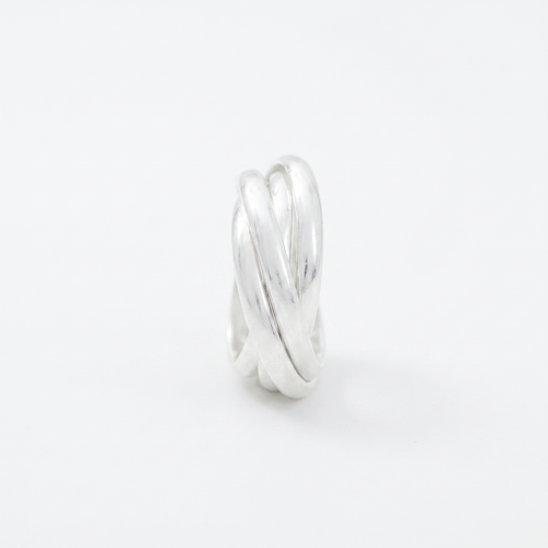 Daniel ring