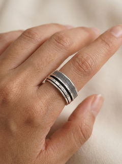 Lou ring