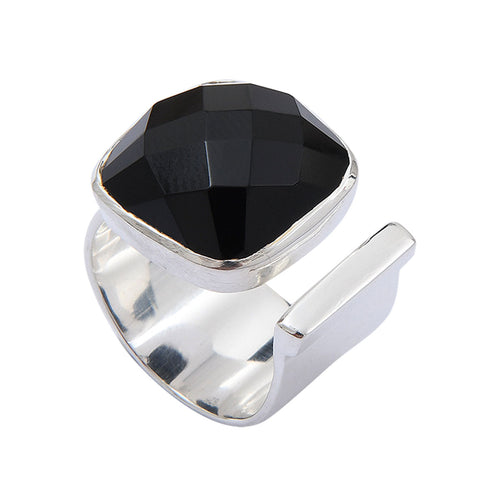 La Pompadour Black Onyx Ring