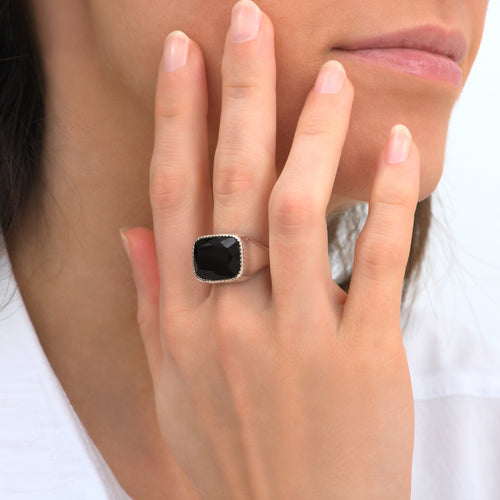 Daya Onyx Ring