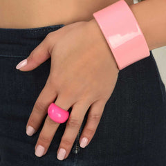 Lara ring in pink Lucite