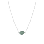 Collier Una en acier argenté, aventurine – vue rapprochée