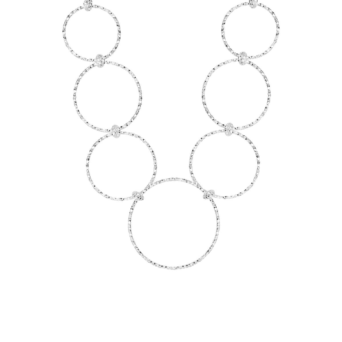 Collier Xia en acier argenté – vue rapprochée