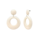 Boucles d'Oreilles Linnea en Résine Crème et Acier