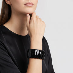Bracelet Maia en acétate noir monté sur cable élastique